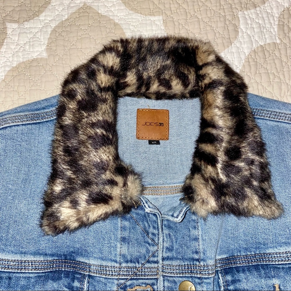 Joe's Jacket - Picture 3 of 12